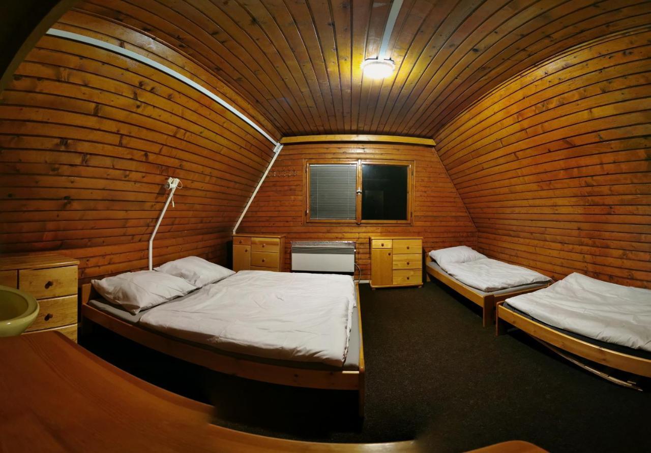 Chata Pod Majovou Muldou Demanovska Dolina Exteriör bild